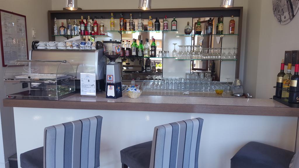 סאלו Lake Garda Hostel מראה חיצוני תמונה