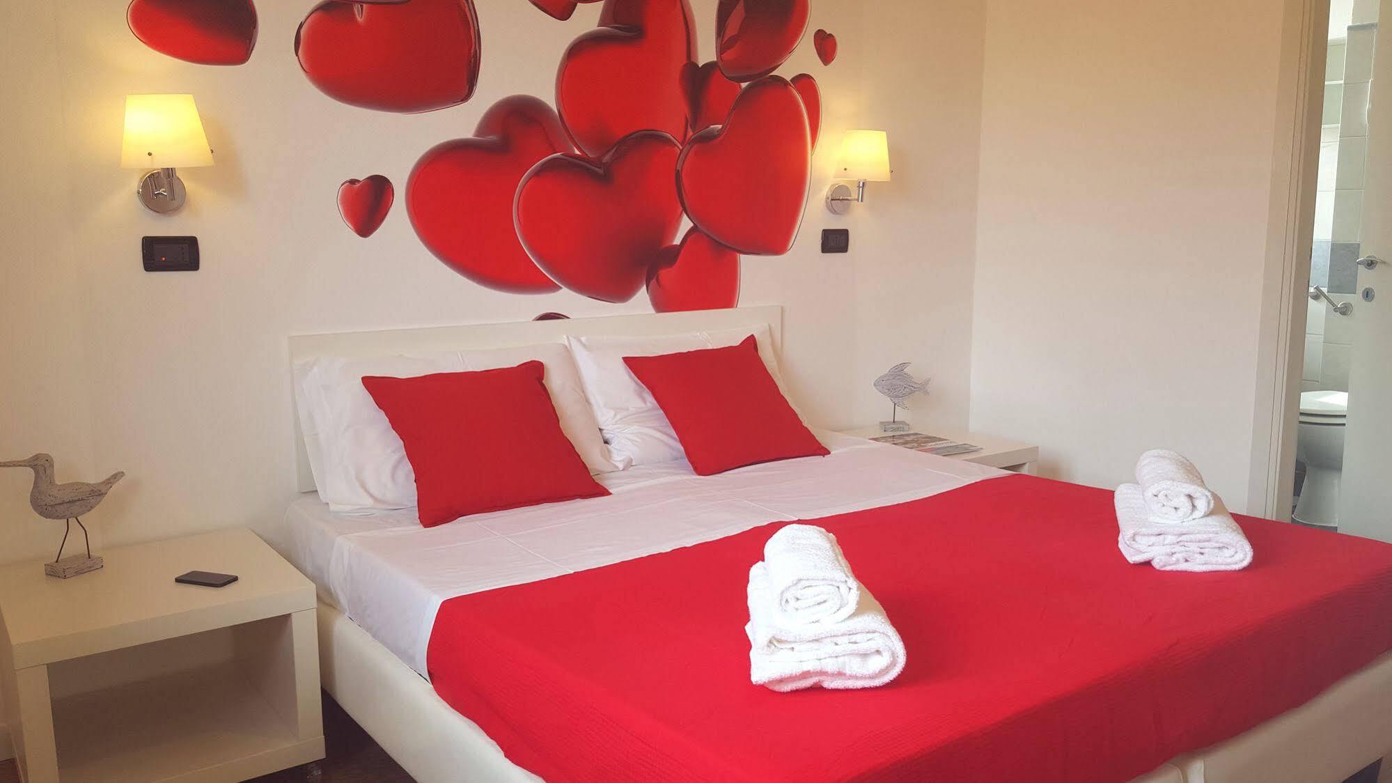 סאלו Lake Garda Hostel מראה חיצוני תמונה